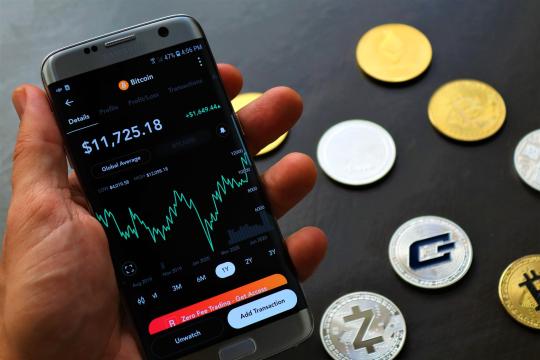 The Bitcoin ETF Boom Is Reshaping How Gen Z Invests in 2026