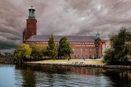 The Nobel Economics Models That Won This Year's Prize