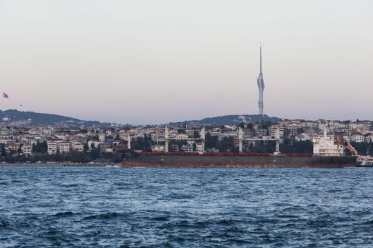 Oil Prices Climb as Hormuz Ship Attacks Keep Piling Up