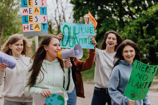 Youth Climate Lawsuit Survives Ottawa's Bid to Kill It