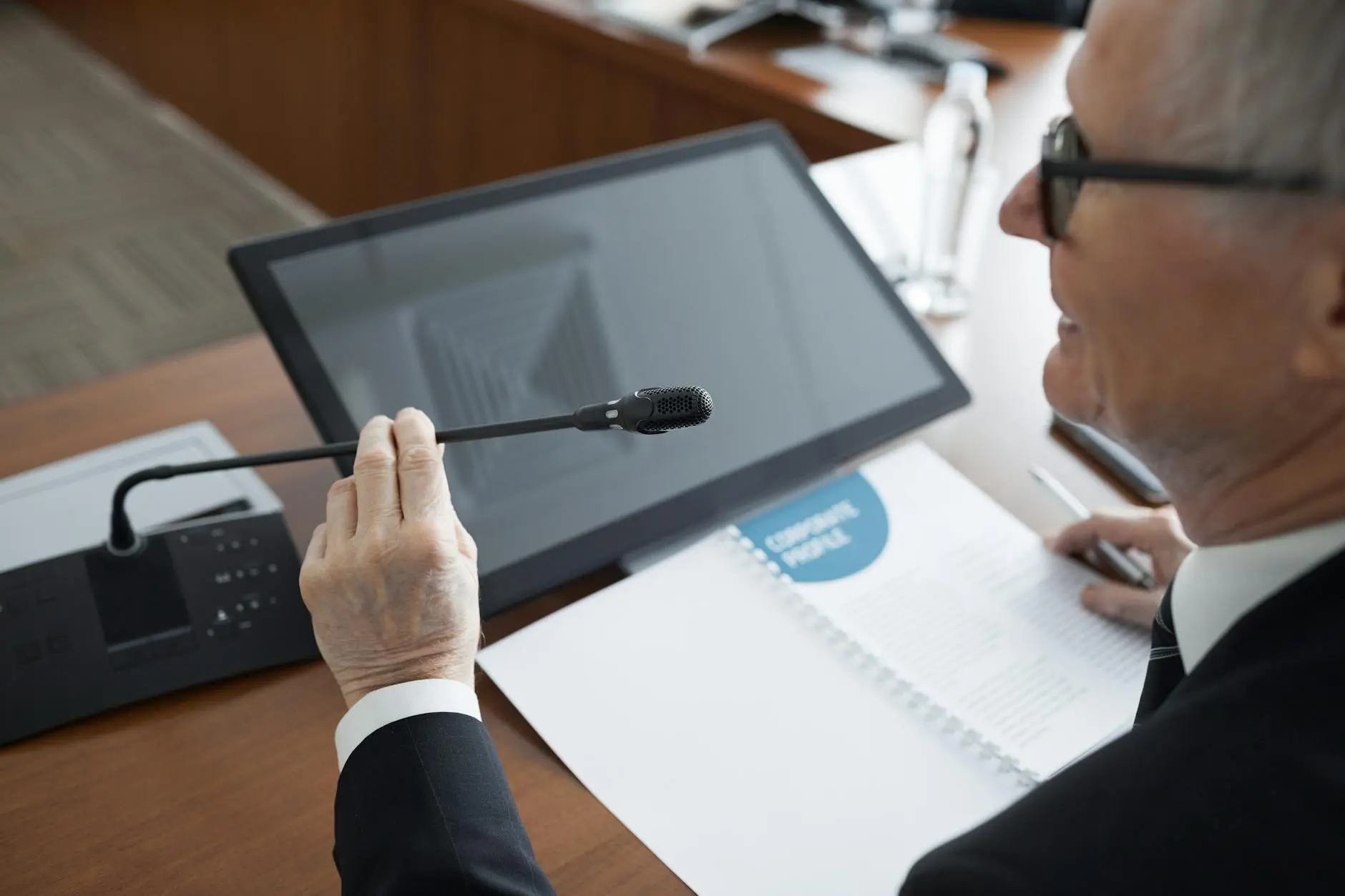 politics market 70883: The Politics Report: Market Evolution 70883