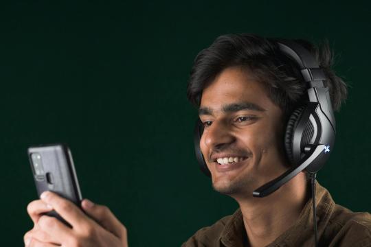 AI Music Generators: How Gen Z Creates Music in 2026