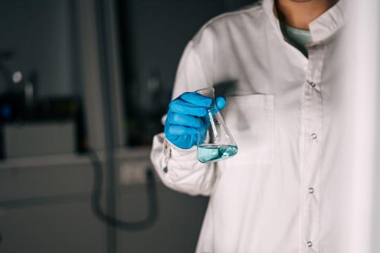 New Carbon Capture Battery Device Pulls CO2 From Thin Air