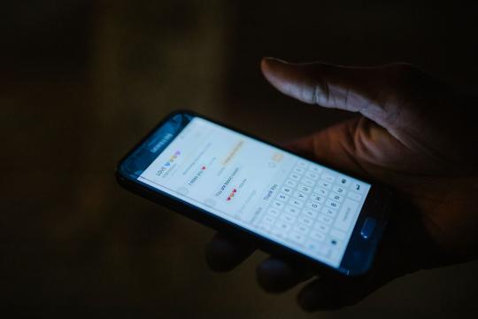 Your Phone May Soon Spot Scams Without Uploading Chats