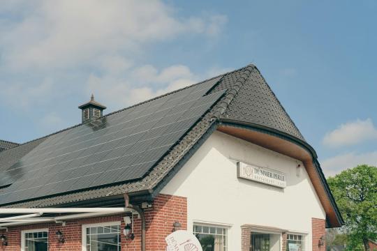 Perovskite Solar Cells Hit 34% Efficiency: Energy Revolution