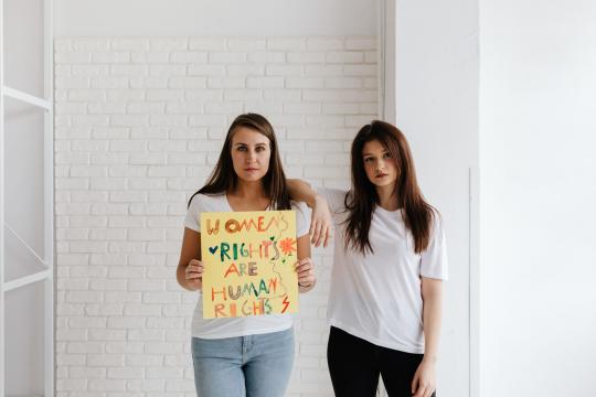 Iran Student Protests Return: Hijab, Tuition, and Defiance