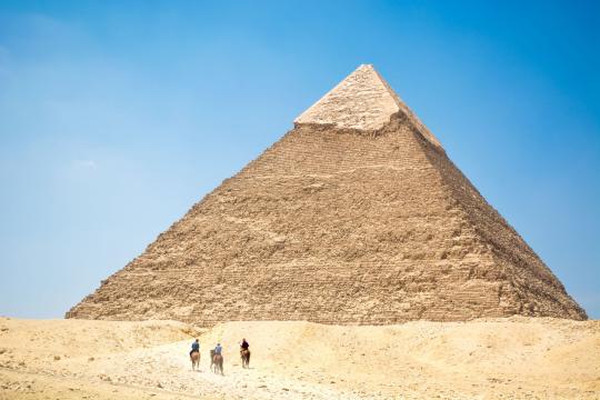 The Pyramid Tomb Quiz: Test Your Dakhla Discovery Knowledge