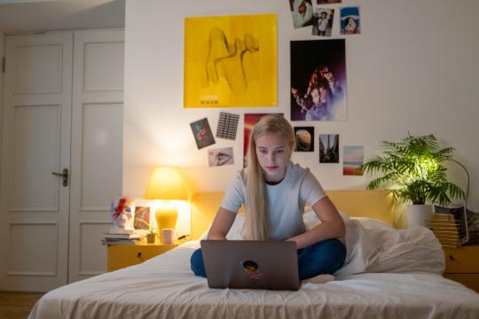 Why Teen Side Hustles Are Replacing the UK Saturday Job