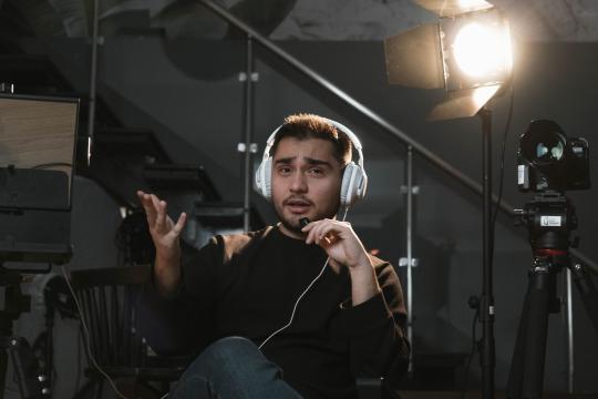 Podcast Listeners Just Ended the Audio vs Video Debate