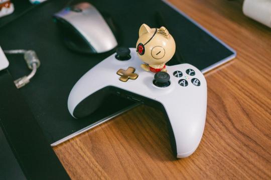 Xbox Nano Controller: a pocket-size gamepad for smaller hands