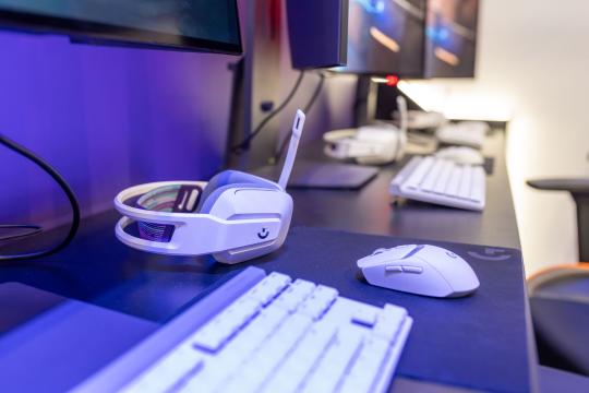 Twitch AI Brand Safety Scans Spark Creator Backlash