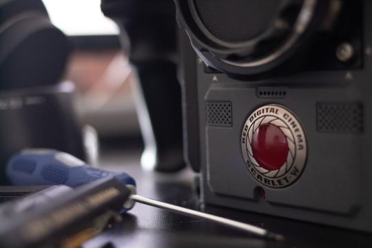 Honor's ARRI Cinema Phone Has a Battery Twice an iPhone's