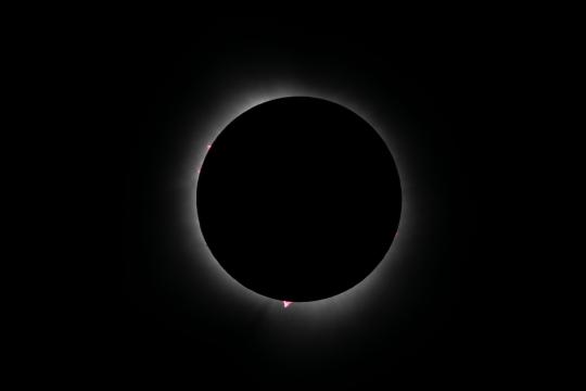 Parker Probe Finds Hidden Magnetic Flip in Solar Wind